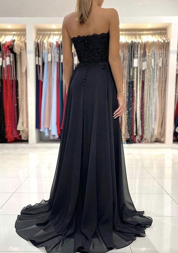 Vestido de fiesta de gasa con escote en forma de corazón y cola larga con abertura y encaje con cuentas